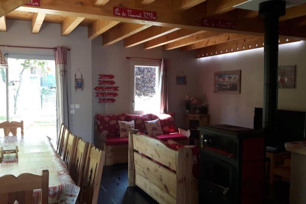 Chalet Toy Villa Люс-Сен-Совер Екстериор снимка